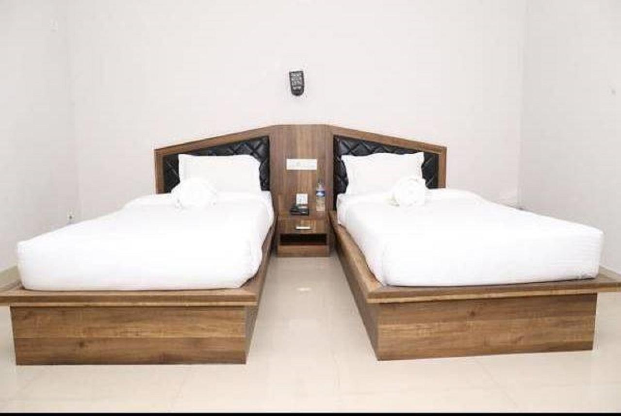 Hotel Europa Inn Dimāpur 外观 照片